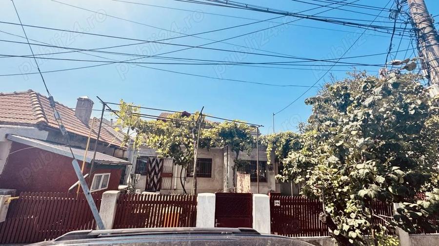 Casa pe colt de vanzare - zona Coiciu -Strajerului Trandafirului - 2