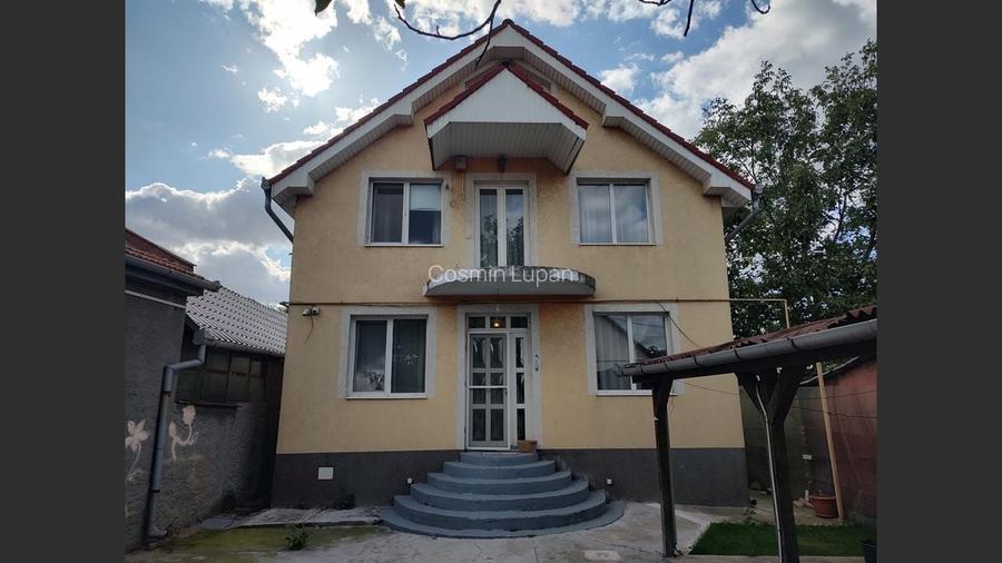 Casa 200mp, gaz, panouri solare, 0%comision