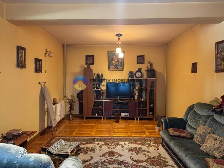 Vila + teren de vanzare cu priveliste panoramica – vis a vis de statuia Ursulet - 13