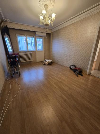 Berceni, Emil Racovita - 5