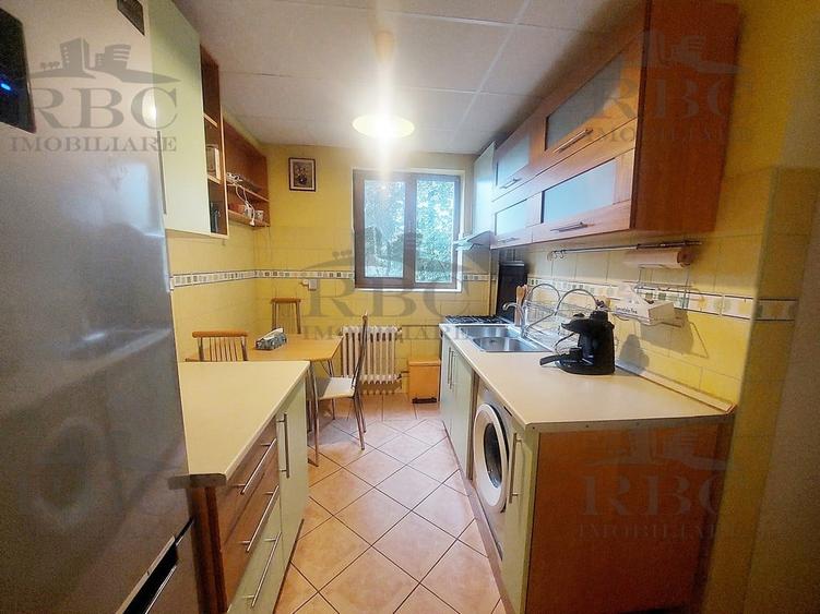 Apartament 3 camere   cu parcare zona  Parcul Detunata - 2