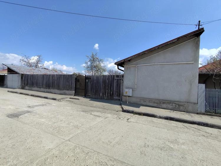 Vand curte Giurgiu , strada Topora?i zona 1 - 4