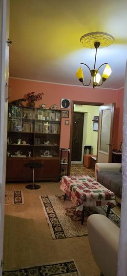 Apartament cu 2 camere circular în Berceni