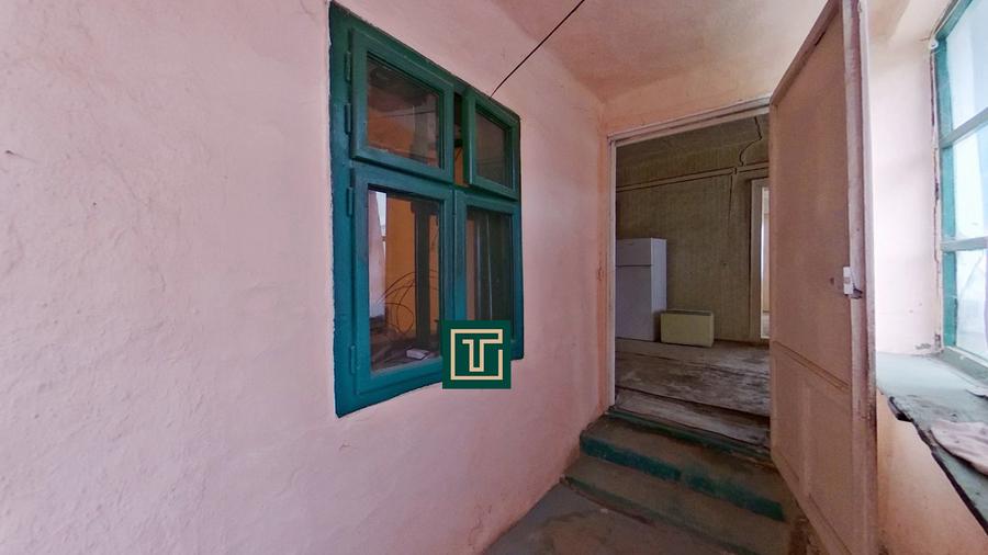 Casă tradițională cu teren generos în Secusigiu, județul Arad - 7