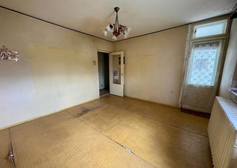 Apartament cu 2 camere decomandate,etaj intermediar - 1