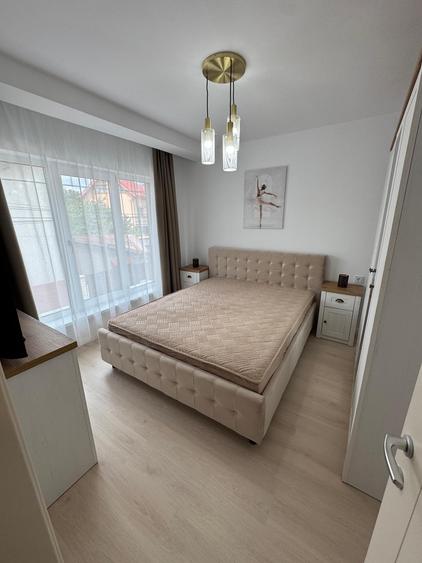 CASA DUPLEX MOBILATA SI UTILATA ZONA CENTRALA STR. PALTINIS NR 52 - 33