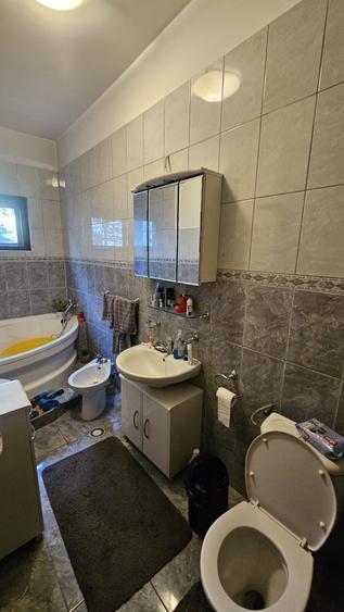 Casă ULTRACENTRALĂ + garaj – ideală firmă sau locuință - 13