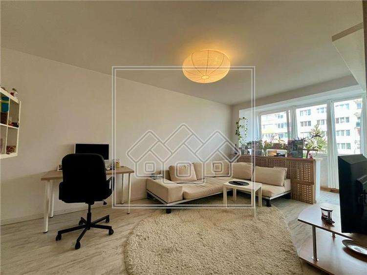 Apartament de inchiriat Sibiu - 2 camere - Mihai Viteazu - 1