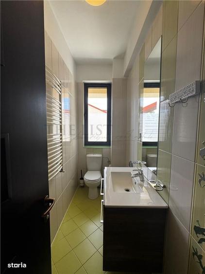 De Vanzare | Apartament cu 3 camere | Doua locuri de parcare incluse i - 2