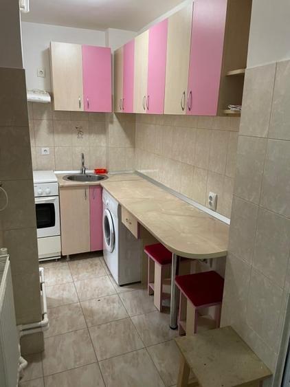 Garsoniera confort 1 decomandat, etaj 3, Radu Negru, mobilat utilata. - 4