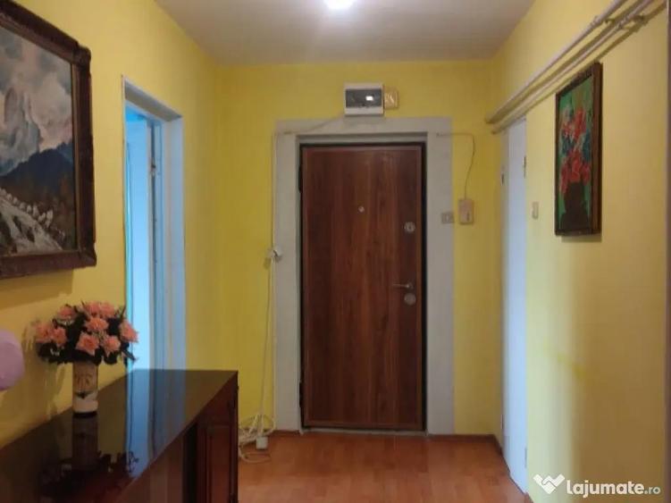 Apartament 4 camere confort 1 zona Garii , Liber - 2