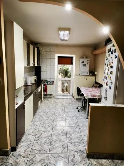 Apartament 3 camere în zona STRAZII PASTEUR - 2