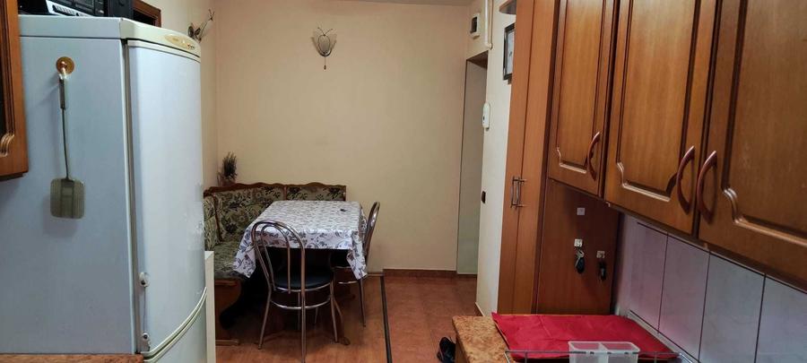 apartament de inchiriat - 4