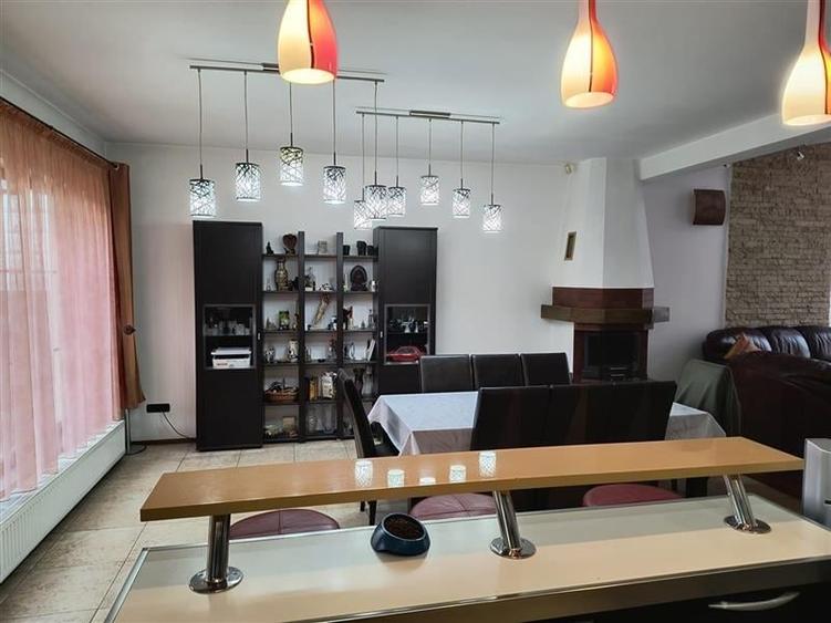 Vila deosebita cu spatiu de curte, situata in cartierul Florilor, Brasov - 6