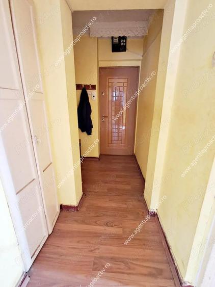 Apartament cu o camera, Micro 19, etaj intermediar! - 3