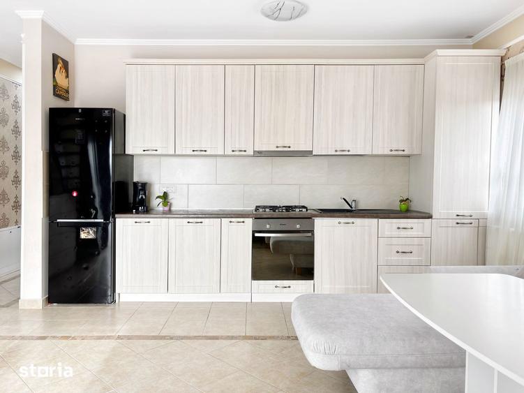 3 Camere | 76.34 MP | 2 Niveluri | Mobilat & Utilat | Comision 0 - 10