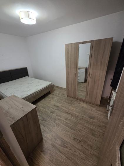 Inchiriez apartament 4 camere - etaj 1 - 6