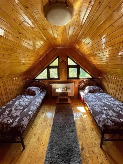 RATE Pensiune casa de vacanta munte Dambovicioara Pe?tera - 2