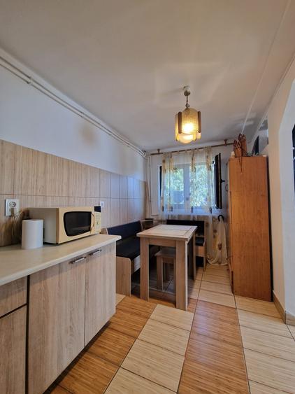 Casa de vanzare - Dobreni - Vidra - teren 2444 mp - intravilan - stradal/central - 15