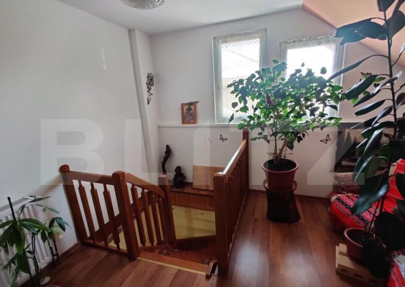 Apartament spatios in vila situat in Codlea - 1