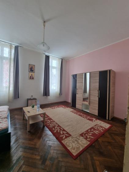 Apartament în vilă istorică - 4 Camere - Curte Generoasă - 4