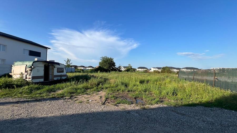 Teren 666 mp – ideal pentru 4 case moderne, tip cub | Deschidere 25 ml | Utilită - 8