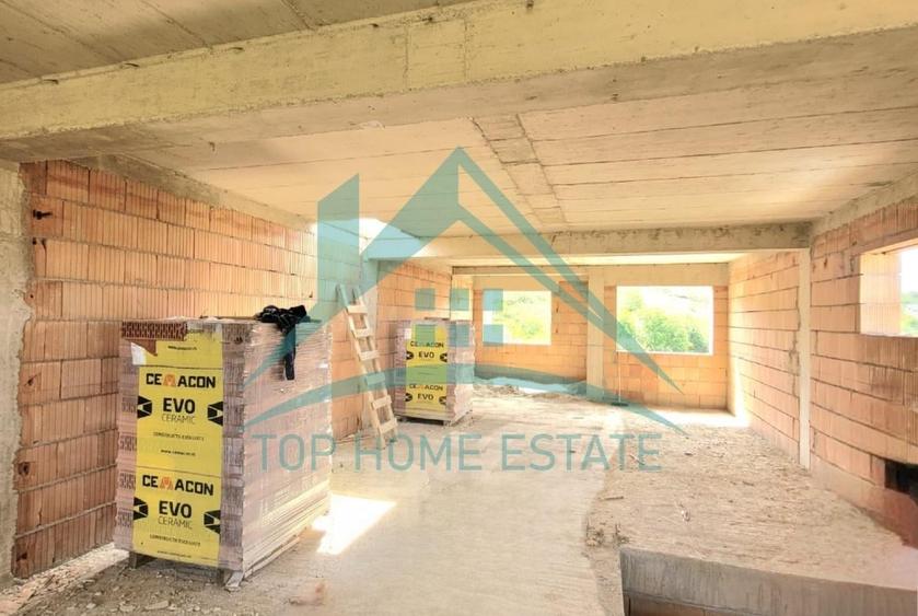 Duplex de vanzare intr-o zona retrasa in Dezmir! - 9