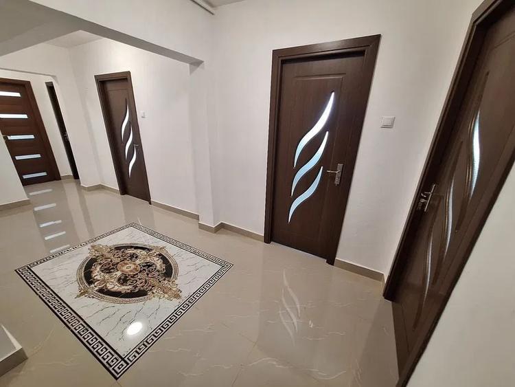 Gara-Abator, apartament cu 3 camere decomandate. - 4