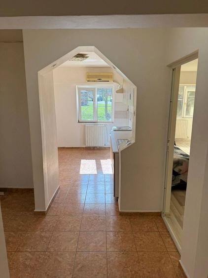 Vand Apartament cu 3 camere - 3