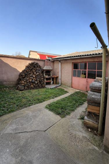 Casă spațioasă 207 mp + garaj zona Stadion, Oradea - 10