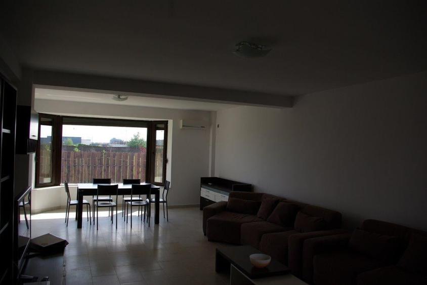 Vanzare  Vila  5 camere  Campul  Pipera - 1