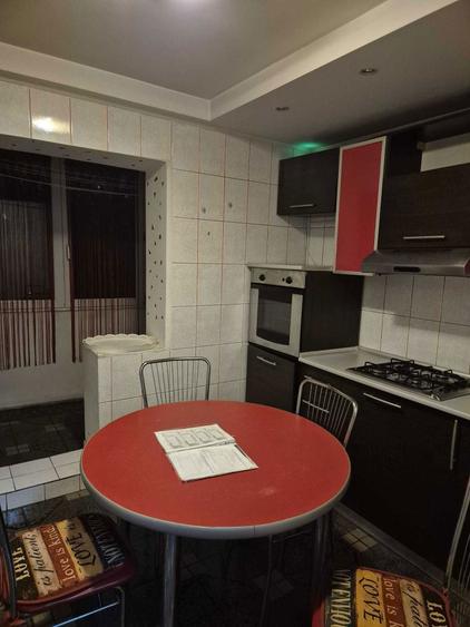 Proprietar inchiriez apartament 3 camere,mobilat,70 mp, zona Basarabia - 10