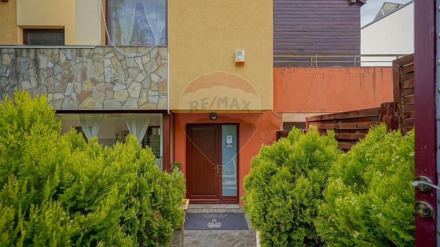 VILA PANORAMICA PE DRUMUL POIENII –PRIVELISTI UNICE ASUPRA BRASOVULUI - 52