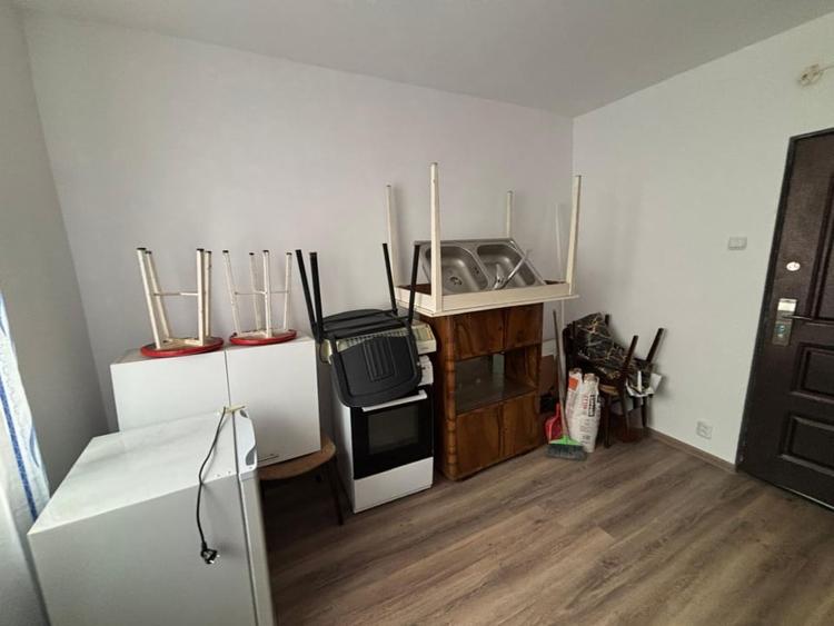 Garsonieră tip cămin, cheltuieli mici, liberă de sarcini - zona Astra - 3
