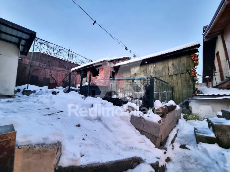 Casă funcțională, curte proprie, finisaje moderne - 11