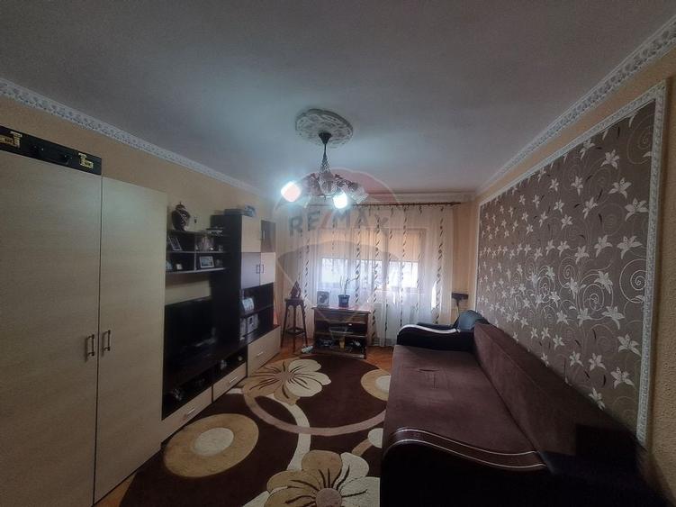Apartament cu 2 camere de vânzare în zona Est - 2
