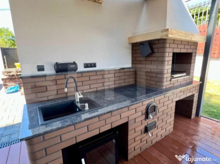 Casa de vanzare, 244 mp, strada Sfantul Stefan - 10