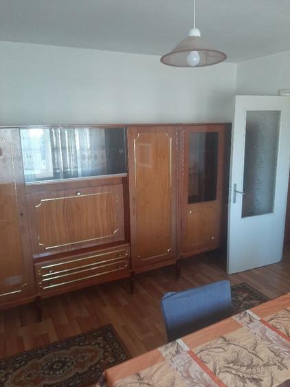 Dau in chirie apartament 2 camere - 2