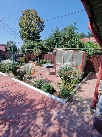 Casa tip parter si teren 1750 mp in zona Transilvaniei - 9