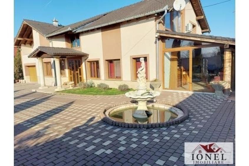 Casa de vanzare in Alba Iulia -800 mp teren - 1