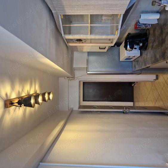 Inchiriez ap 2 camere decomandat, ultracentral , 500 eur luna - 8