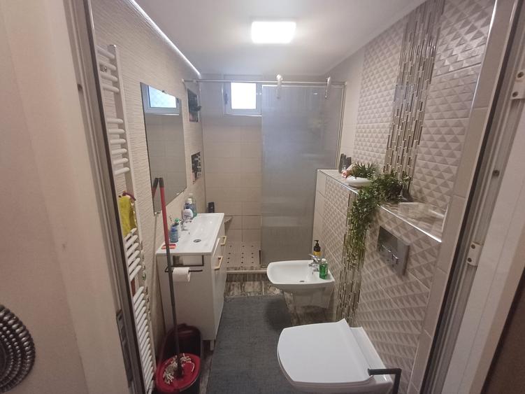 Vanzare casa - Imobiliare MAXICONFORT - 8