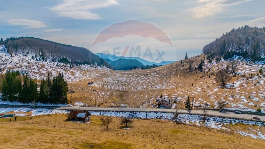 COMISION 0% Teren 2,028mp Fundata/ Intravilan - 3