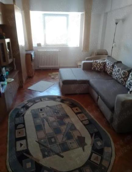 De vanzare Apartament 3 camere - 2