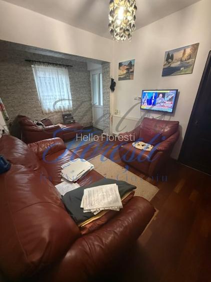 Apartament la casa 2 camere plus gradina in Floresti zona Tineretului Apartament la casa 2 camere plus gradina in Floresti zona Tineretului