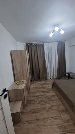INCHIRIEZ apartament 2 camere ULTRACENTRAL - 3