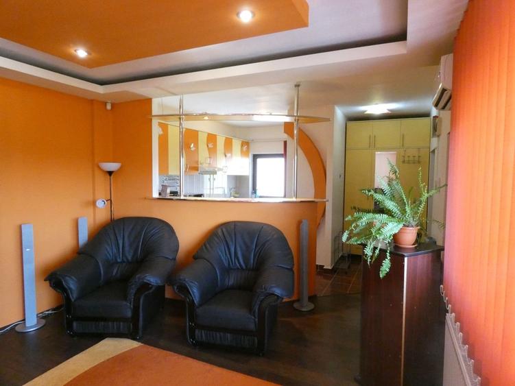 Apartament de vanzare pe str. G-ral Traian Mosoiu - 2