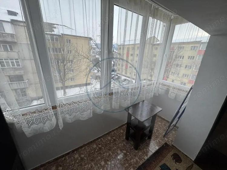 Apartament 2 camere, decomandat, etaj 3/4 ?TEFAN CEL MARE - 8