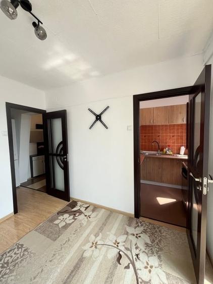 Apartament cu 2 camere - zona Gara - 3