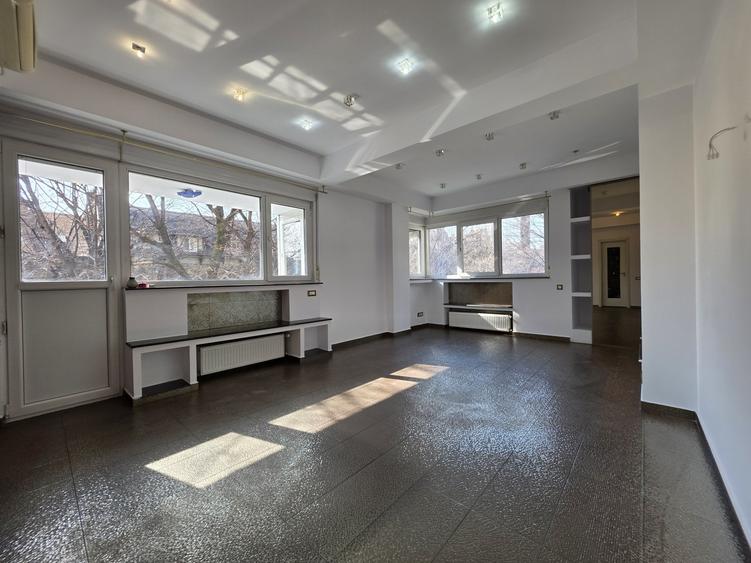 Studio nedecomandat, 40 mp, etaj 2, Bulevardul Carol I - 23